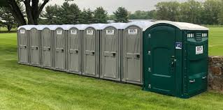 Best Event Portable Toilet Rental  in Lowell, MI