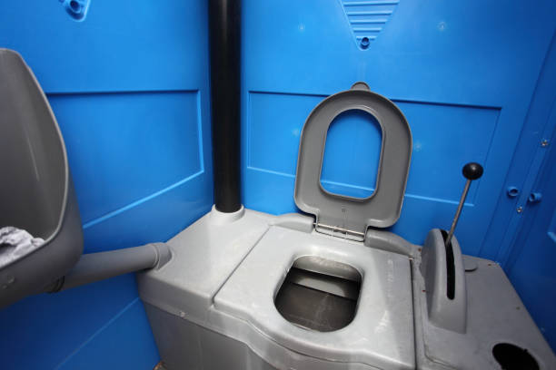 Best Portable Restroom Maintenance and Cleaning  in Lowell, MI